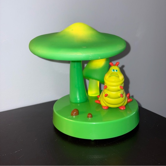 Vintage “A Bugs Life: Heimlich” Lamp - Picture 2 of 9
